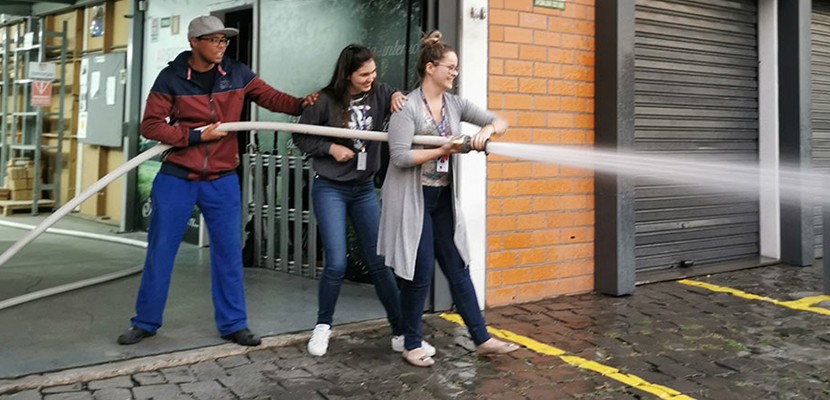 Arsystem recebe treinamento de combate a incêndio 